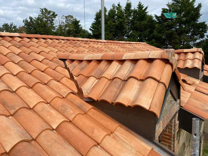 Expert en toiture à Nantes, pour une couverture impeccable